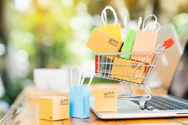 Ten Expert Tips for Choosing the Perfect Gifts for Your Girlfriend