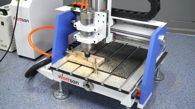 Virmer CNC Router vs. Traditional Routing: Unveiling the Advantages of Computerized Control