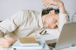 5 Work-Life Balance Strategies to Boost Employees' Productivity and Morale 5 Work-Life Balance Strategies to Boost Employees' Productivity and Morale